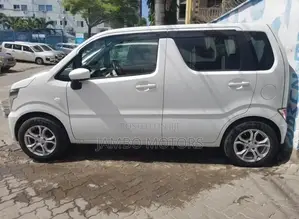 Suzuki Wagon R 660 Petrol FWD 2017 White