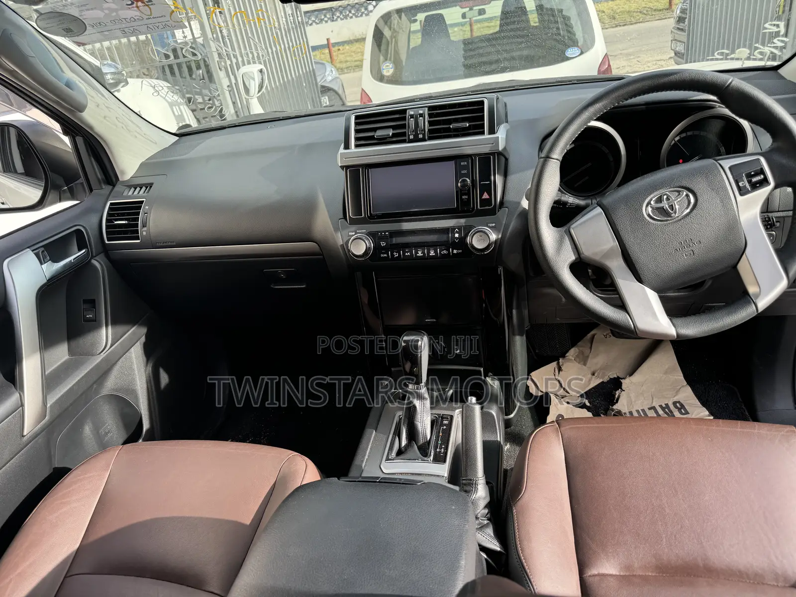 Toyota Land Cruiser Prado 2.8 2017 White