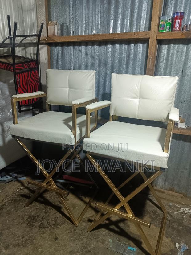 Makeup Chair - main view