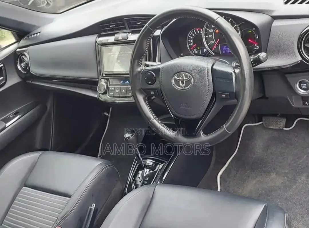 Toyota Axio 1.5 Hybrid G 2WD 2017 Black