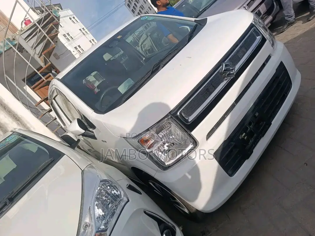 Suzuki Wagon R 660 Hybrid FWD 2017 White