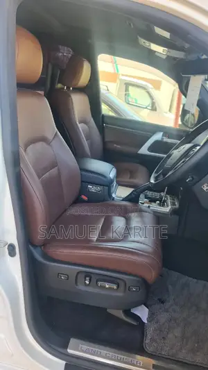 Toyota Land Cruiser 2018 White