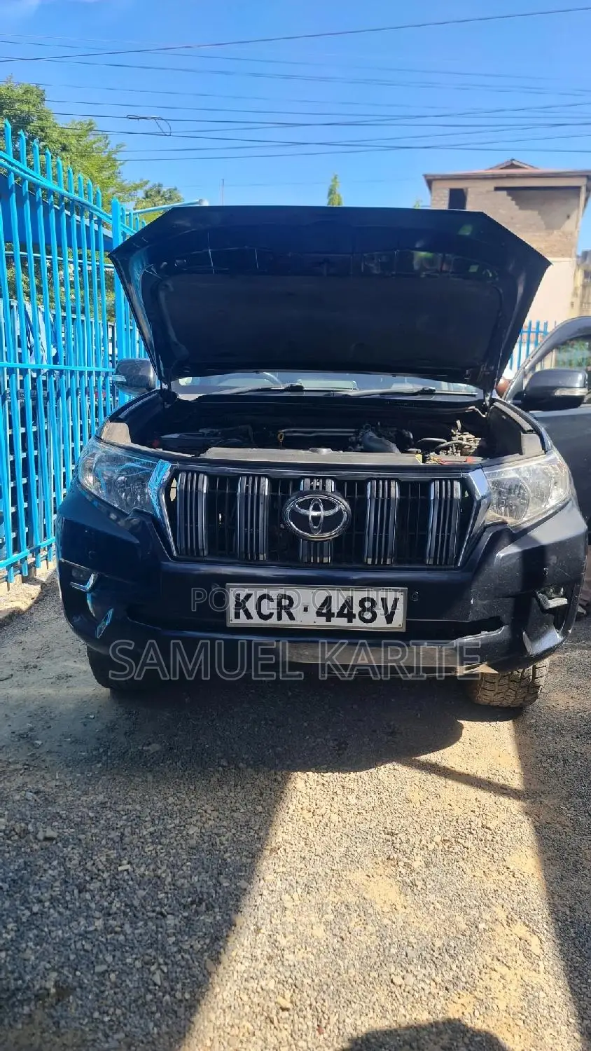 Toyota Land Cruiser Prado 2013 Black