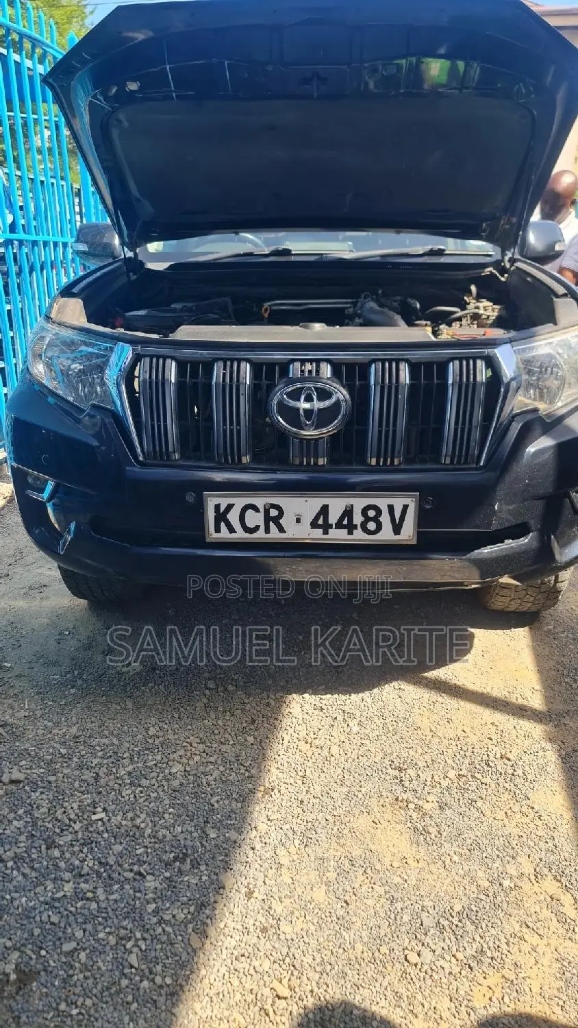 Toyota Land Cruiser Prado 2013 Black