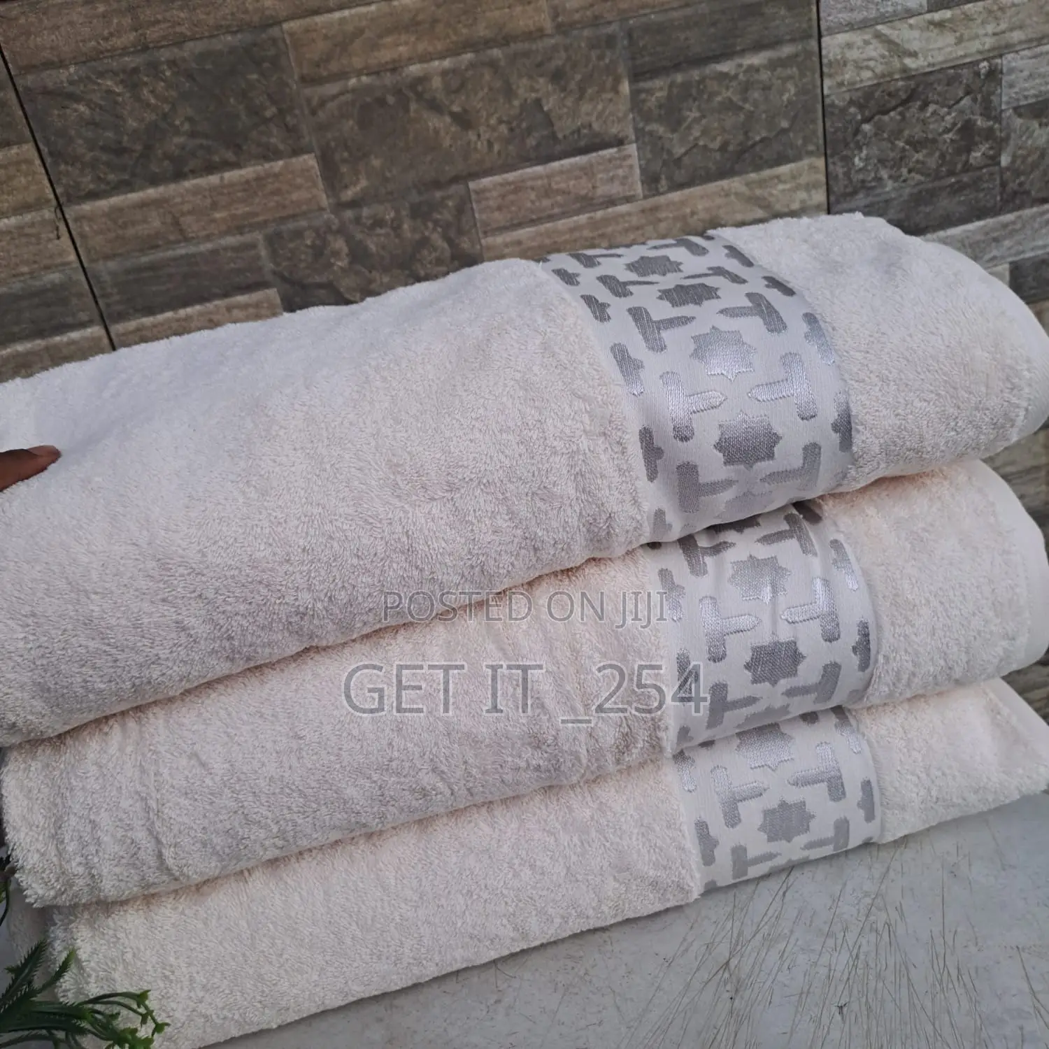 *!!Egyptian 450gms Extra Large Hotel Quality Towel