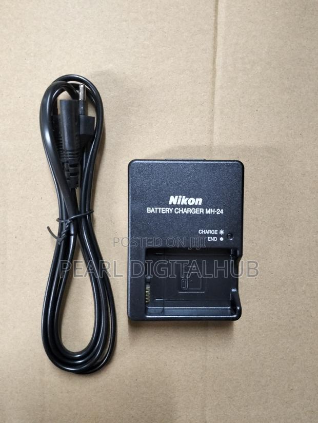 Nikon MH24 Charger for El 14 Battery.