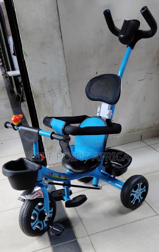 Kids Push Handle Tricycle - thumbnail 3