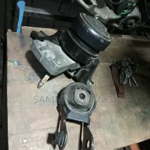 Toyota Belta Engine Mount