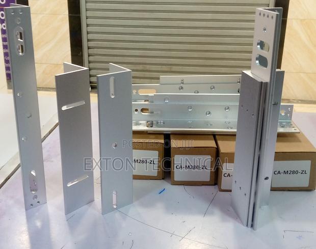 Zl Bracket For In Swing Door/ Magnet Security - main view