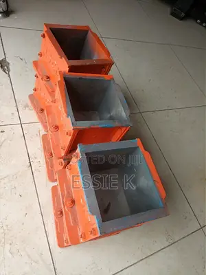 Concrete Moulding Cubes.