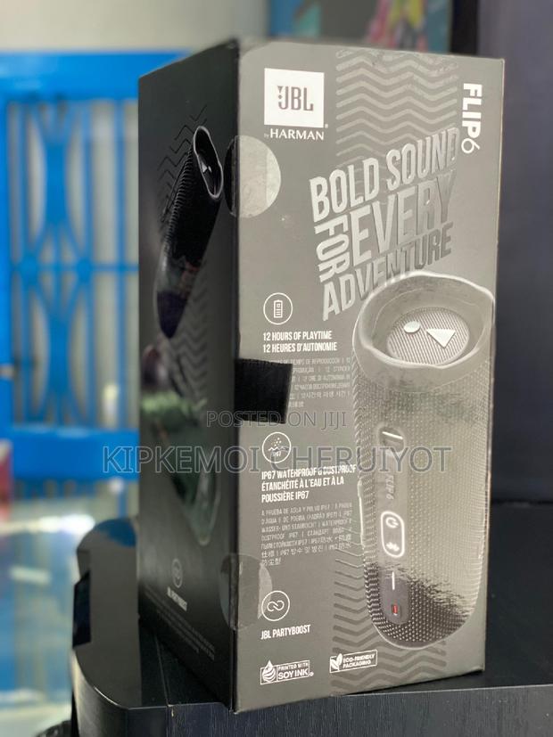 JBL Flip 6 Bluetooth Speaker - thumbnail 3
