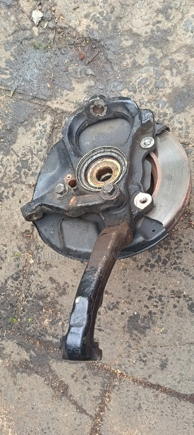 Vx 100-Series Front Knuckle With Hub Disk Without Caliper