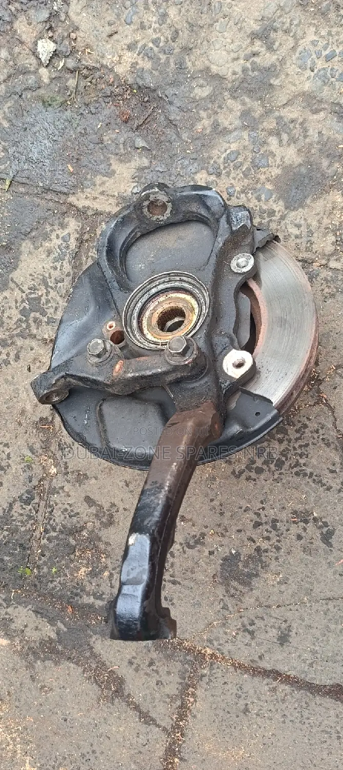 Vx 100-Series Front Knuckle With Hub Disk Without Caliper