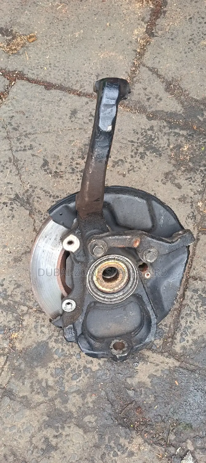 Vx 100-Series Front Knuckle With Hub Disk Without Caliper