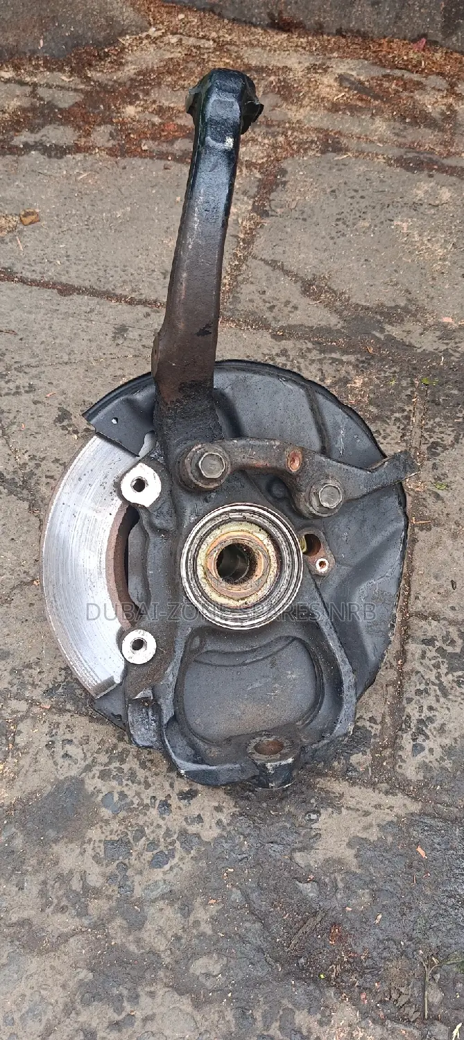 Vx 100-Series Front Knuckle With Hub Disk Without Caliper
