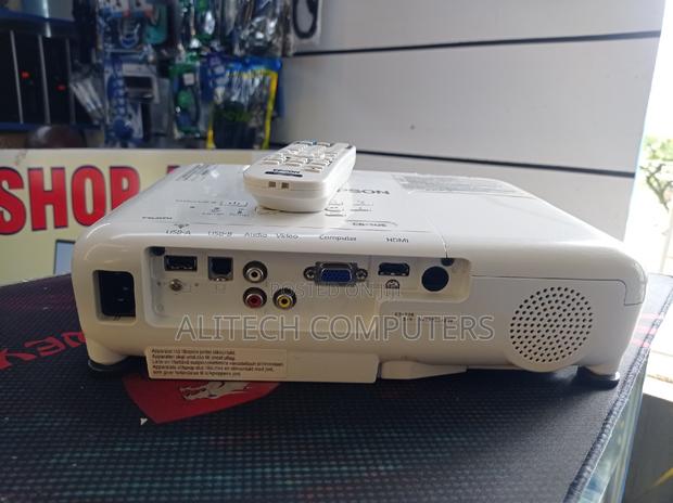 Epson Eb-S05 - thumbnail 8