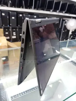 Laptop Lenovo ThinkPad X380 Yoga 16GB Intel Core I7 SSD 512GB