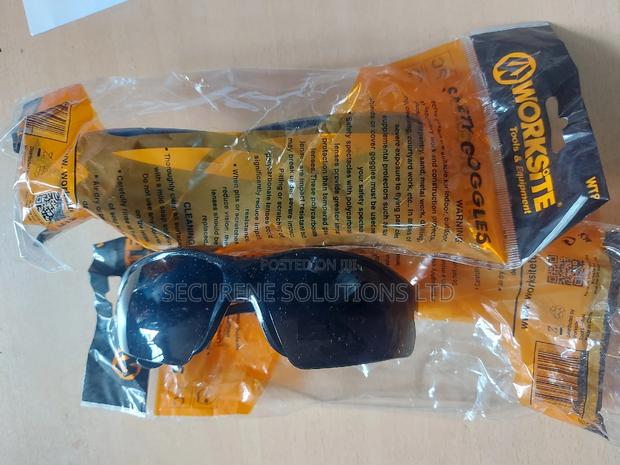 Safety Googles - main view