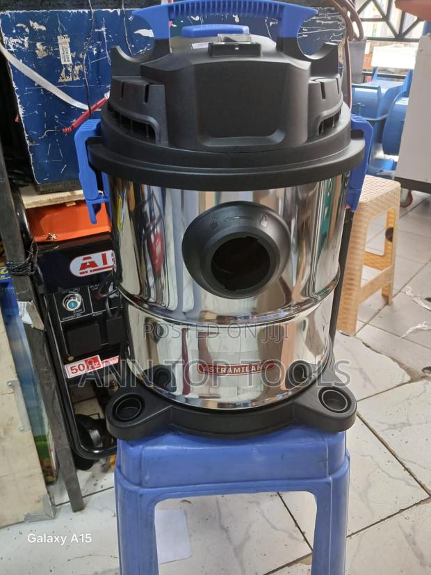 Astramilano 20 Litres Vacuum Cleaner - main view
