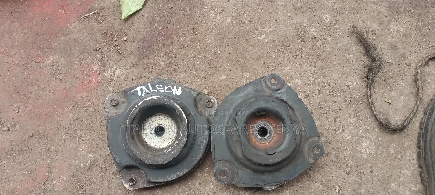 Nissan Note Shocks Mountain