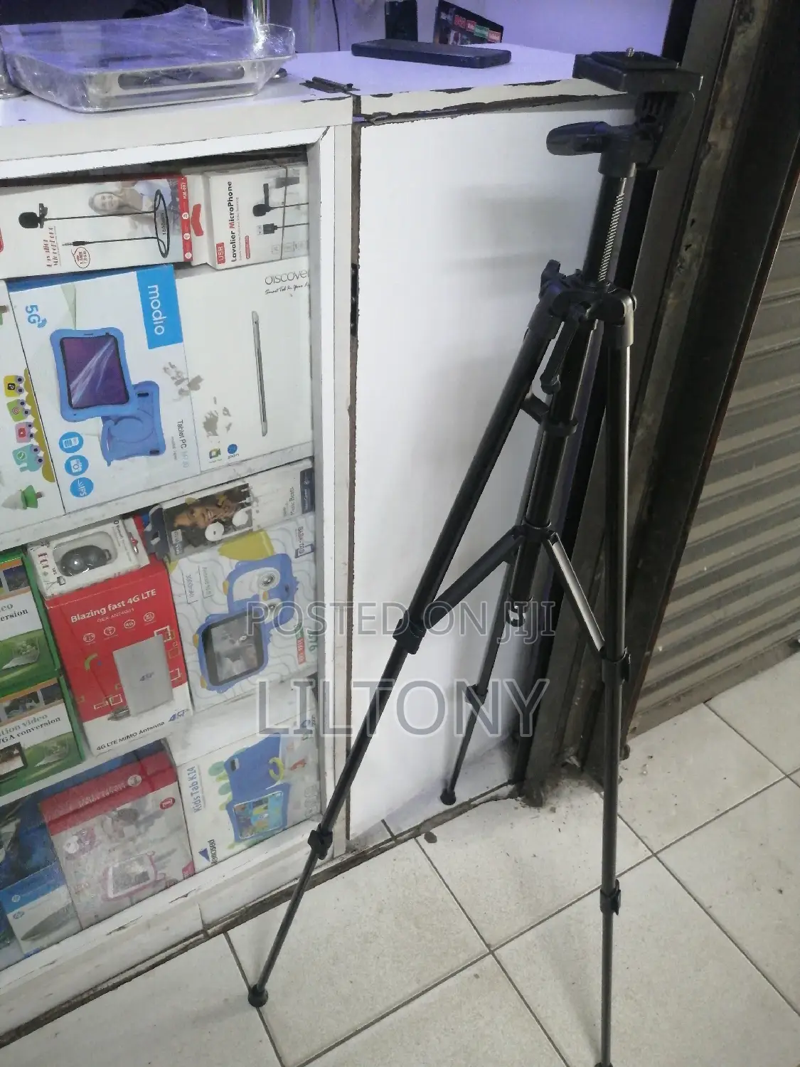 Camera Tripod 1.4mtrs Black