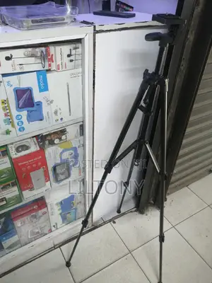 Camera Tripod 1.4mtrs Black