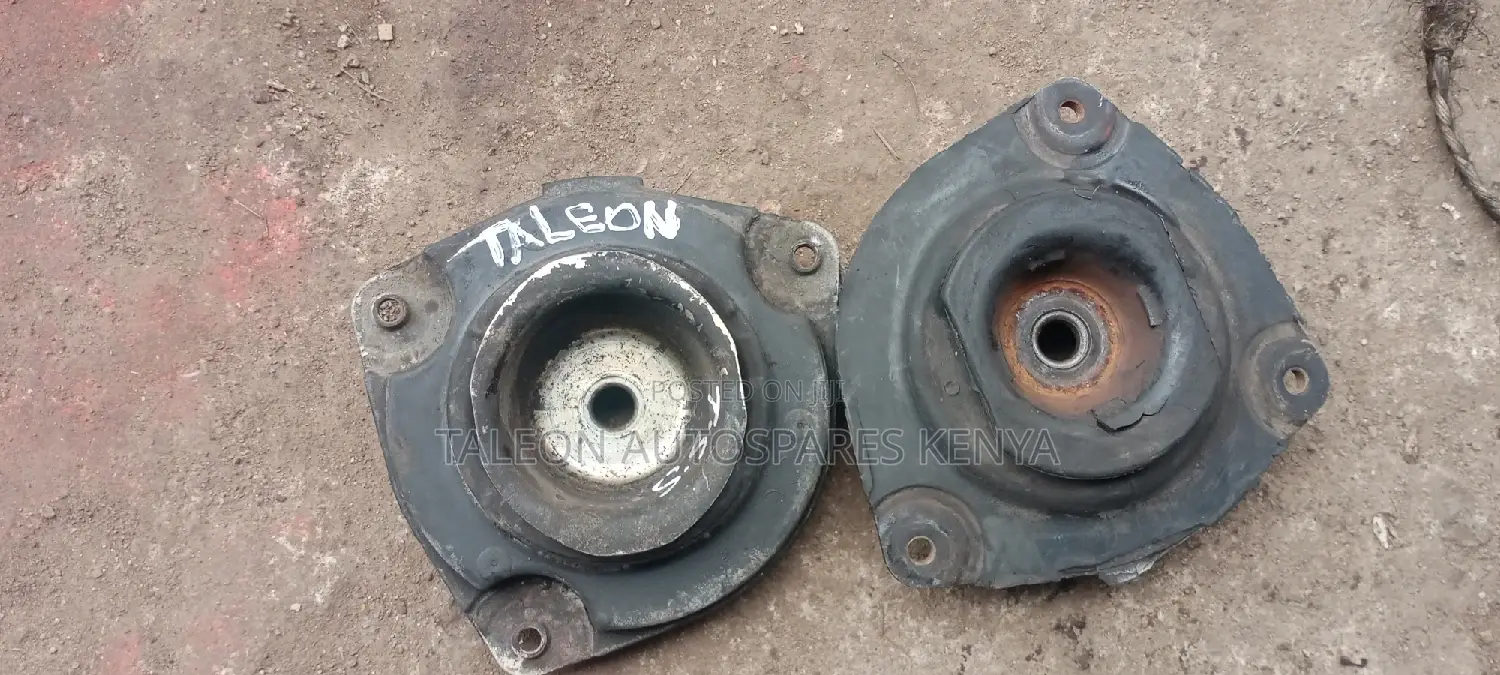 Nissan Wing Road Shocks Mount
