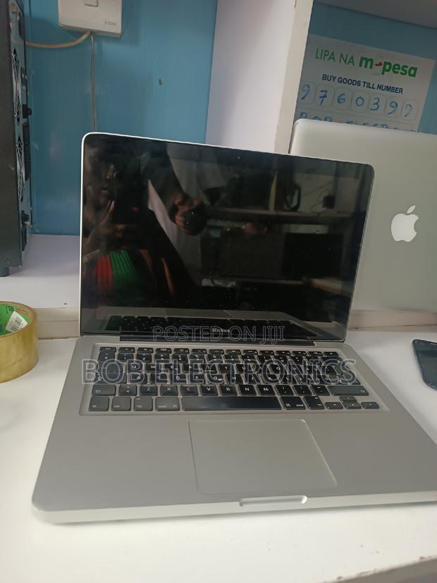 Laptop Apple MacBook Pro 4GB Intel Core I5 HDD+SSD 500GB - main view