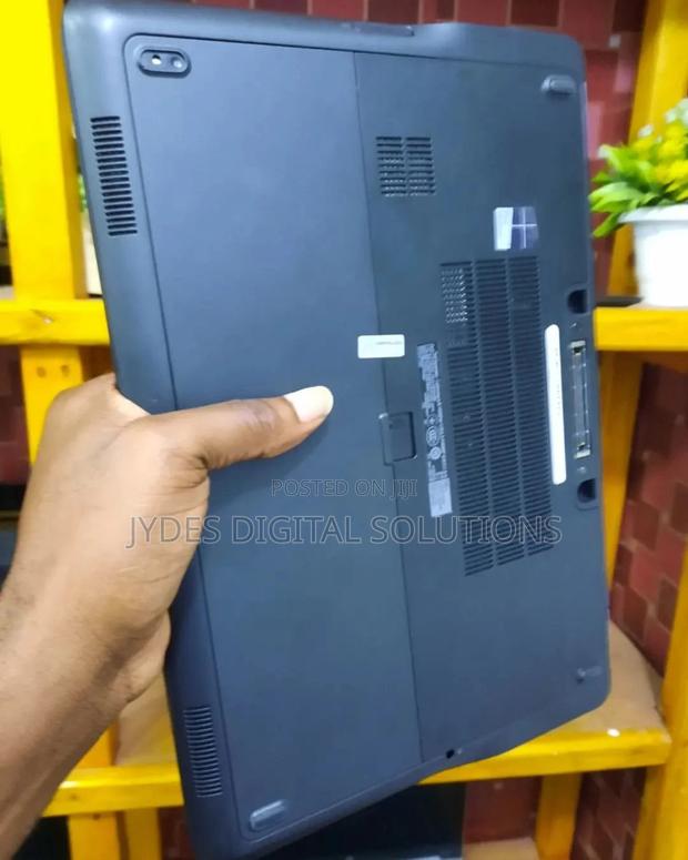 Laptop Dell Latitude E7240 8GB Intel Core I7 SSD 256GB - thumbnail 2