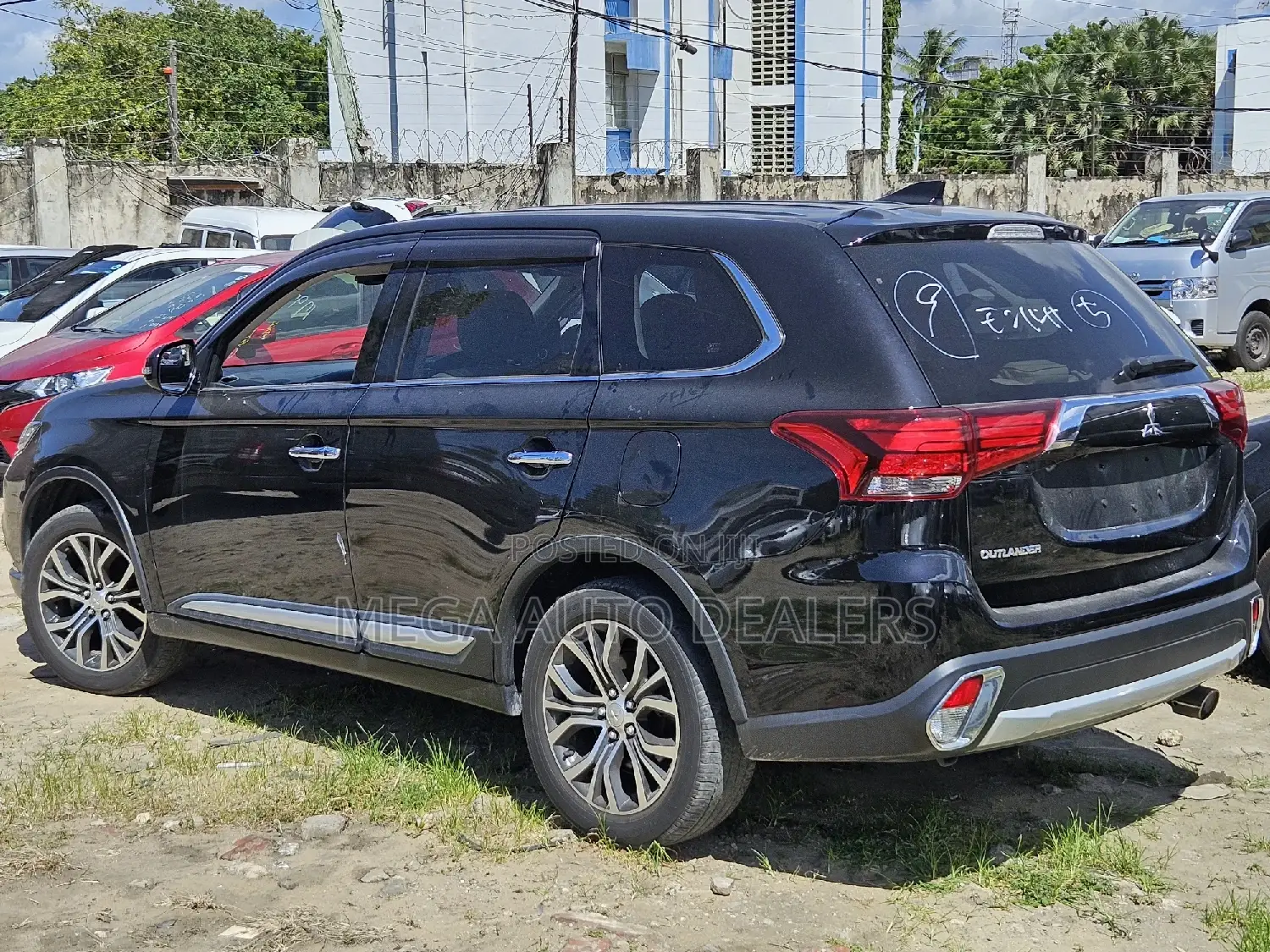 Mitsubishi Outlander 2018 Black