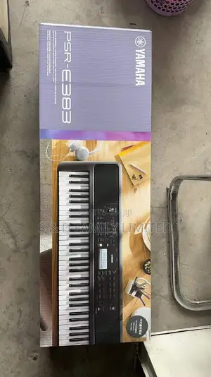 Yamaha PSR E383 Keyboard