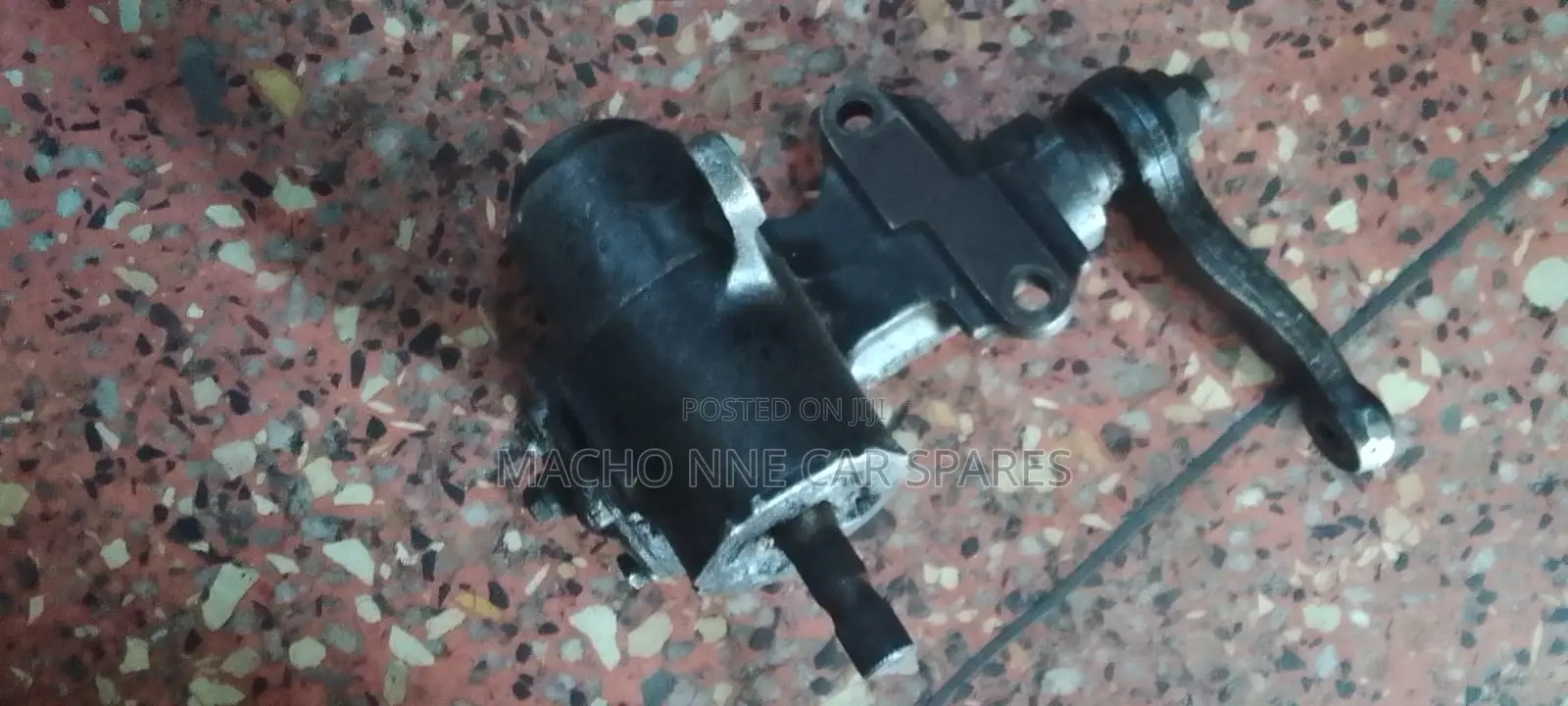 Toyota Hilux Old Steering Box (Before Vigo)