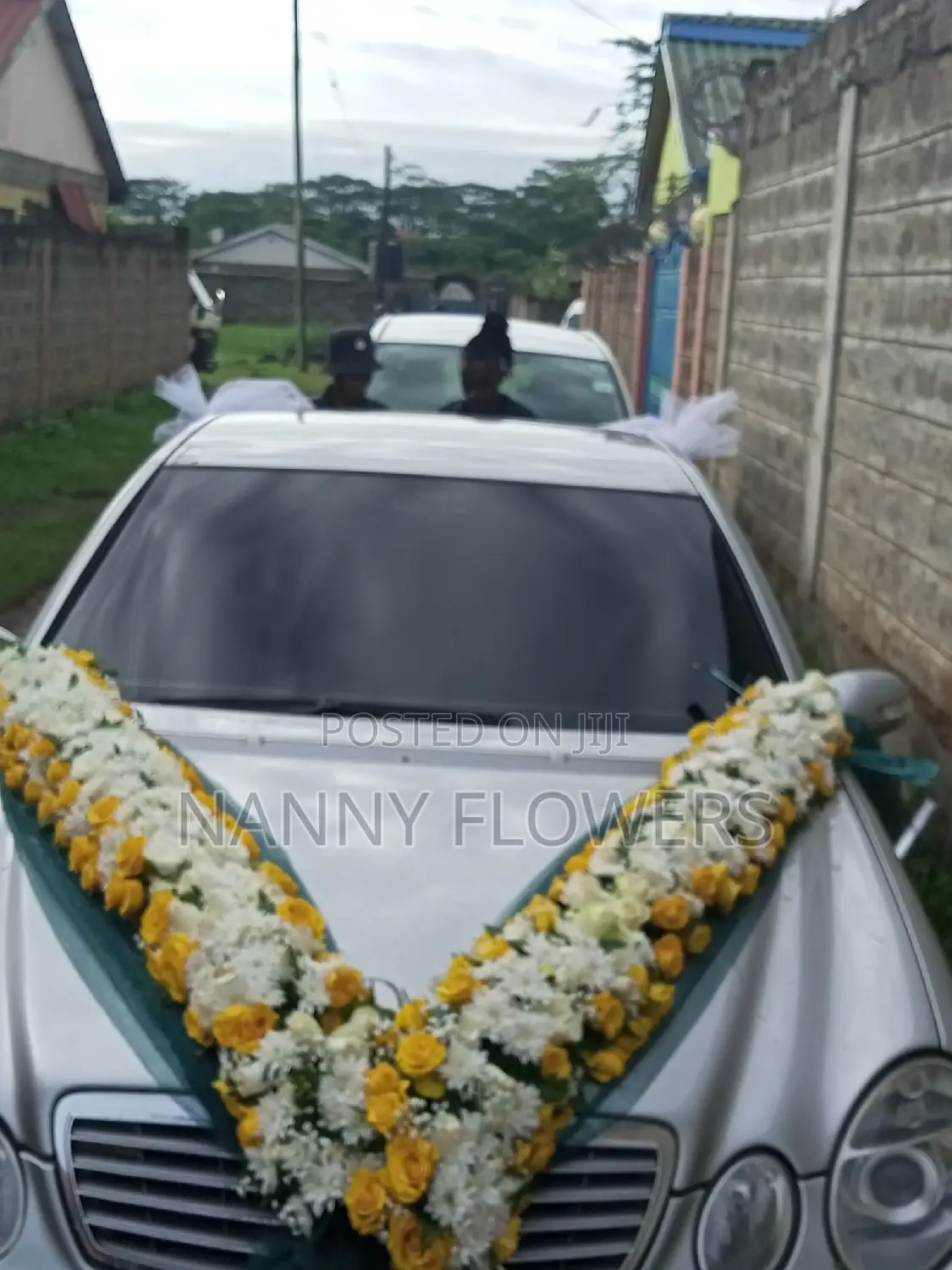Bride's Car Decor, Bride's Car Flower, Gari Ya Biharusi