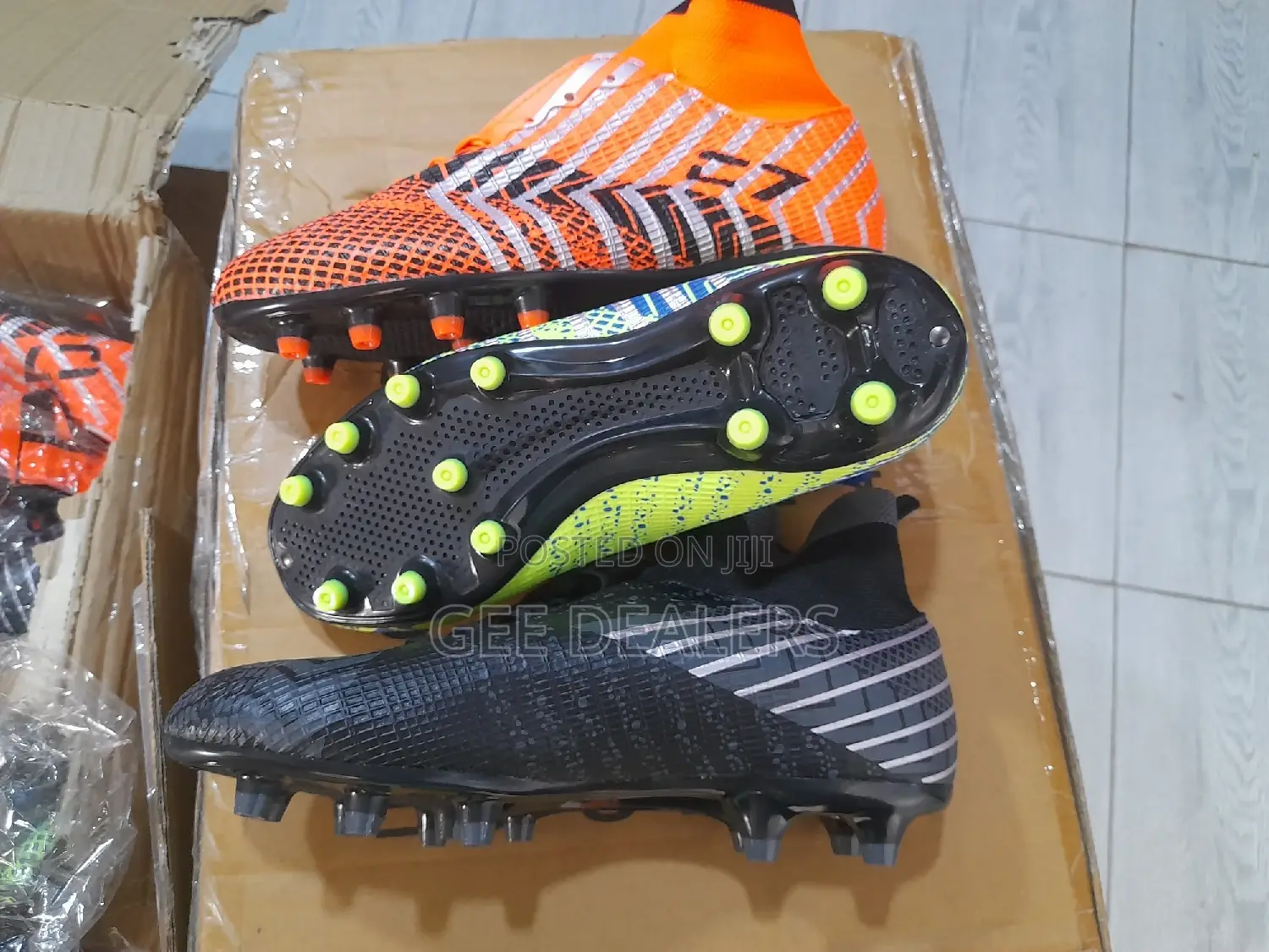 Soccer/Football Boots Size 39-44