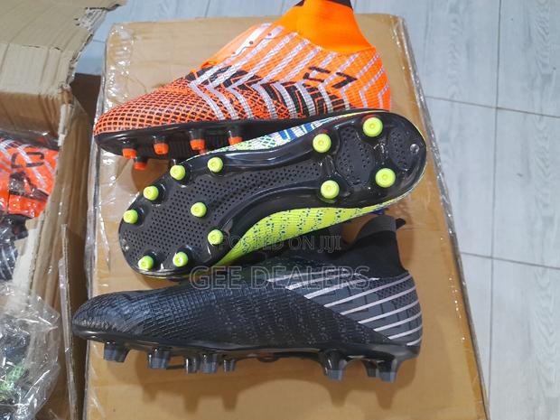 Soccer/Football Boots Size 39-44 - thumbnail 2