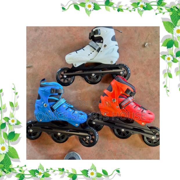 Skate Shoes With Rubber Wheels - main view