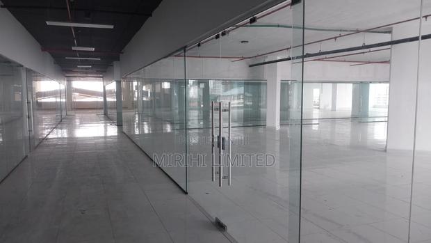 Spacious Office Spaces - thumbnail 4