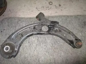 Mazda Demio Arms 2015
