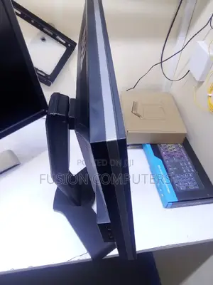 Dell 19 Inches Wide Monitor