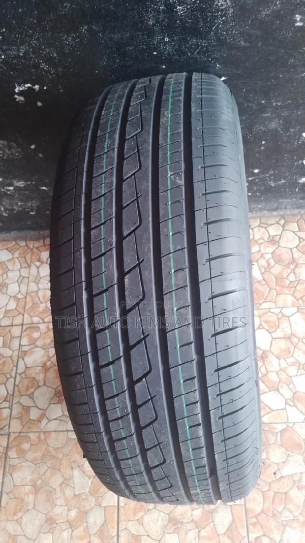 235/55r19 Bearway - main view