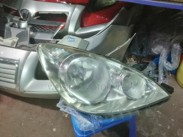 Nissan Note E11 Model 2008 to 2011 Non Xenon Head Lamp - thumbnail 2