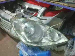 Nissan Note E11 Model 2008 to 2011 Non Xenon Head Lamp