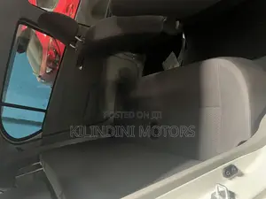 Daihatsu Mira 2017 White