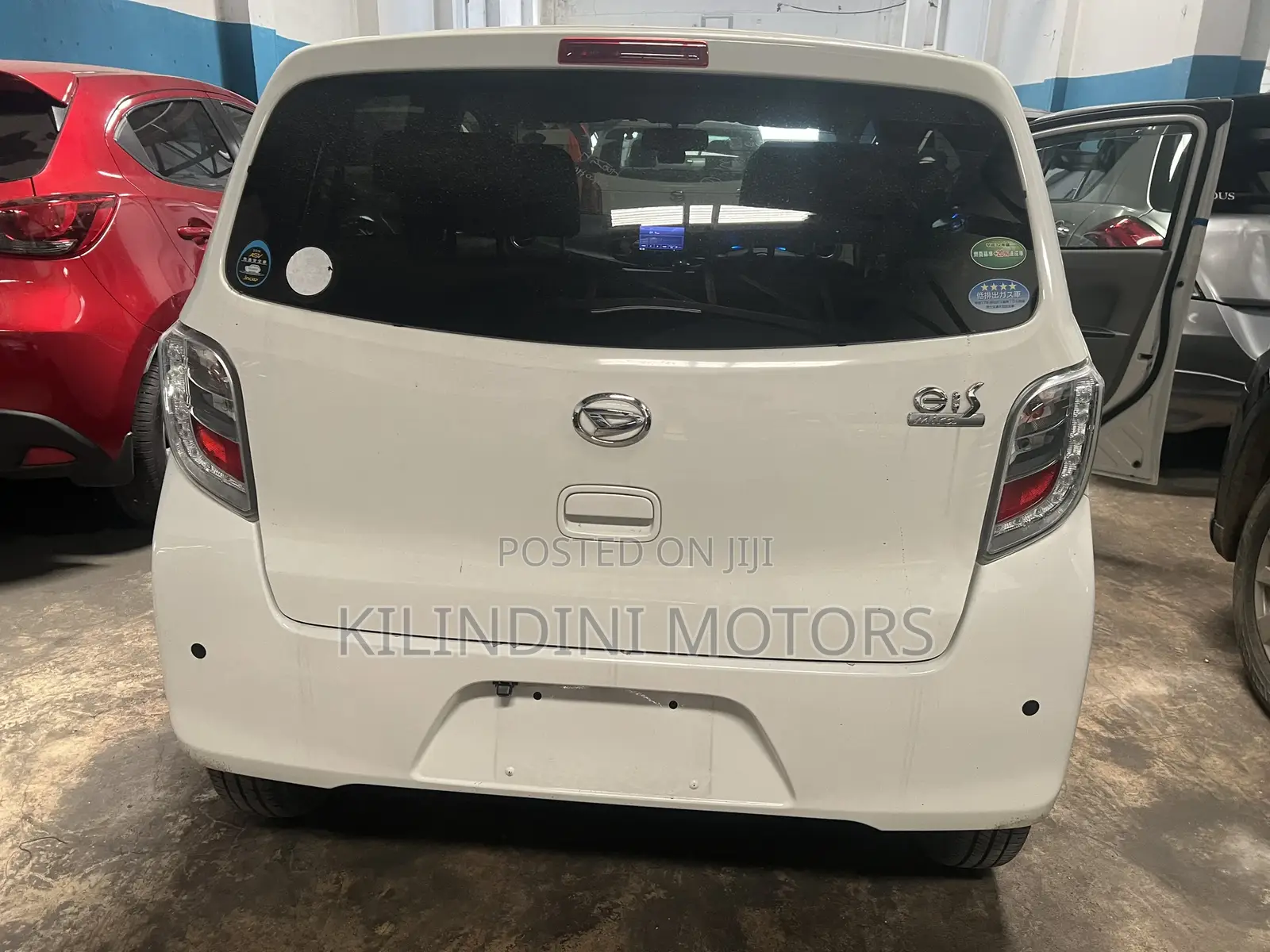 Daihatsu Mira 2017 White