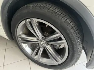 Volkswagen Tiguan 2017 White