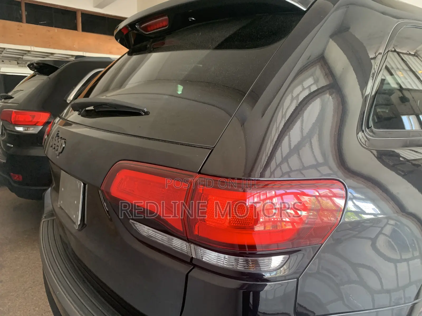 Jeep Grand Cherokee Summit 4dr 4x4 2016 Black