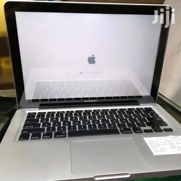 Laptop Apple MacBook Pro 4GB Intel Core I5 HDD 500GB - main view