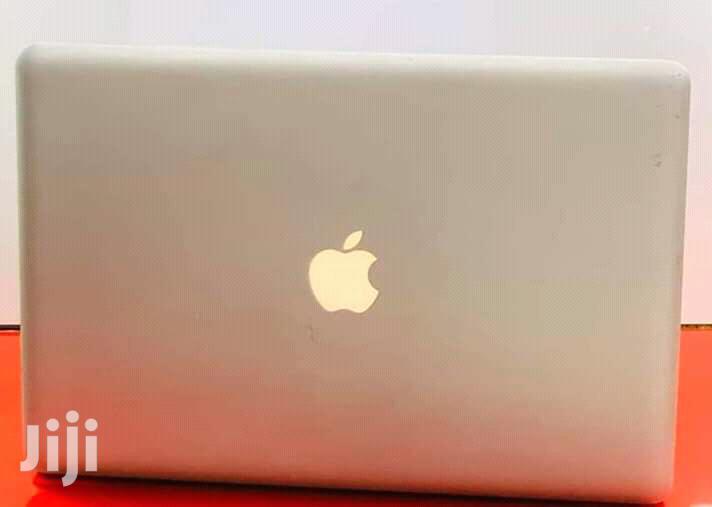 Laptop Apple MacBook Pro 4GB Intel Core i5 HDD 500GB