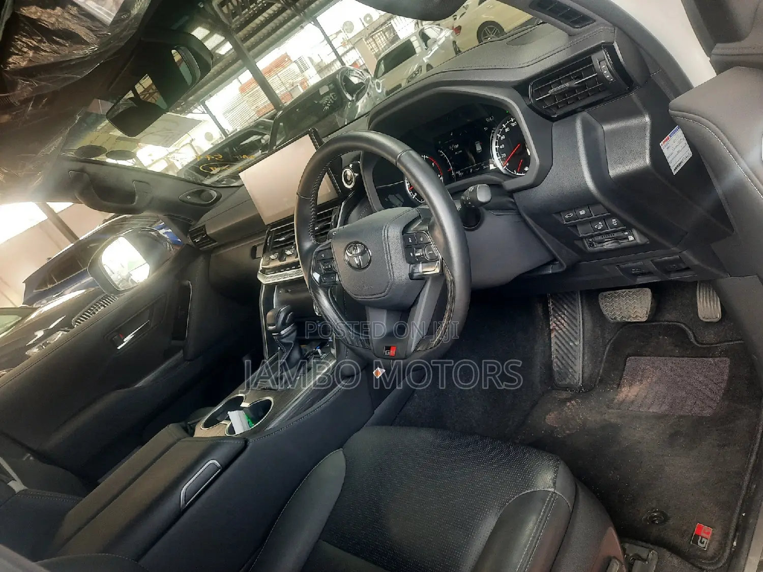 Toyota Land Cruiser 3.3 Diesel 4WD 2022 White
