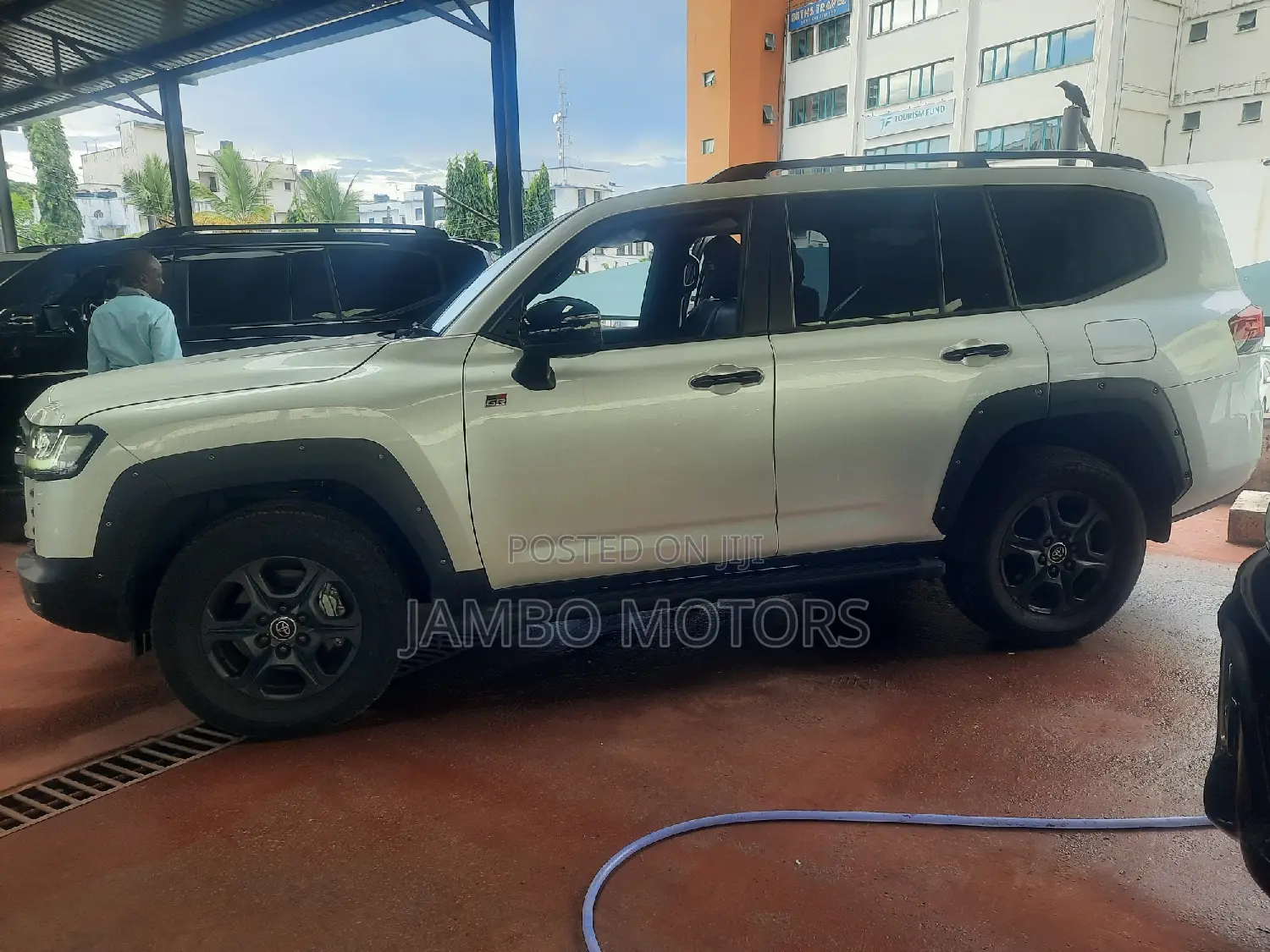 Toyota Land Cruiser 3.3 Diesel 4WD 2022 White